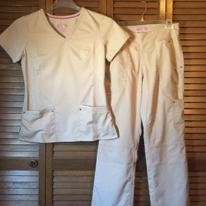 Healing hands scrub set